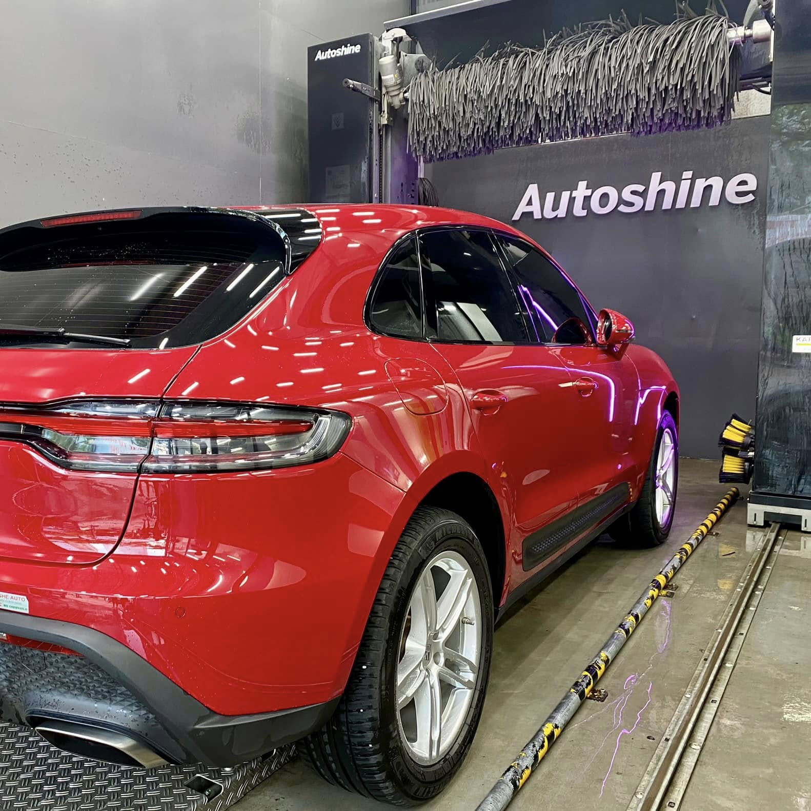 Rửa xe tự động