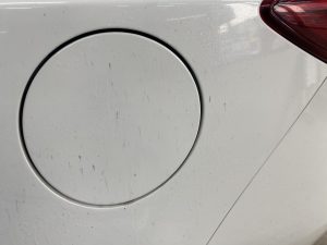tẩy vết nhựa cây trên ô tô